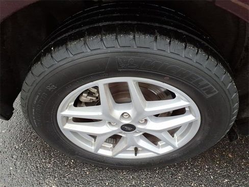 Used 2024 Ford Edge SEL image 6