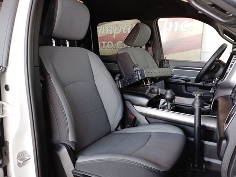 Used 2023 RAM 2500 Big Horn w/ Safety Group AWD/4WD image 13
