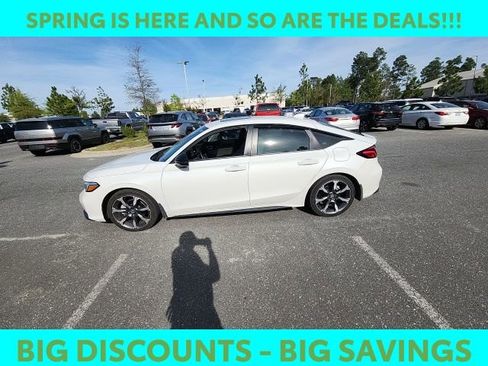 Used 2025 Honda Civic Sport Touring image 8