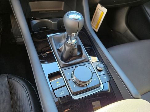 New 2026 MAZDA MAZDA3 2.5 S Hatchback w/ Premium Pkg FWD image 30