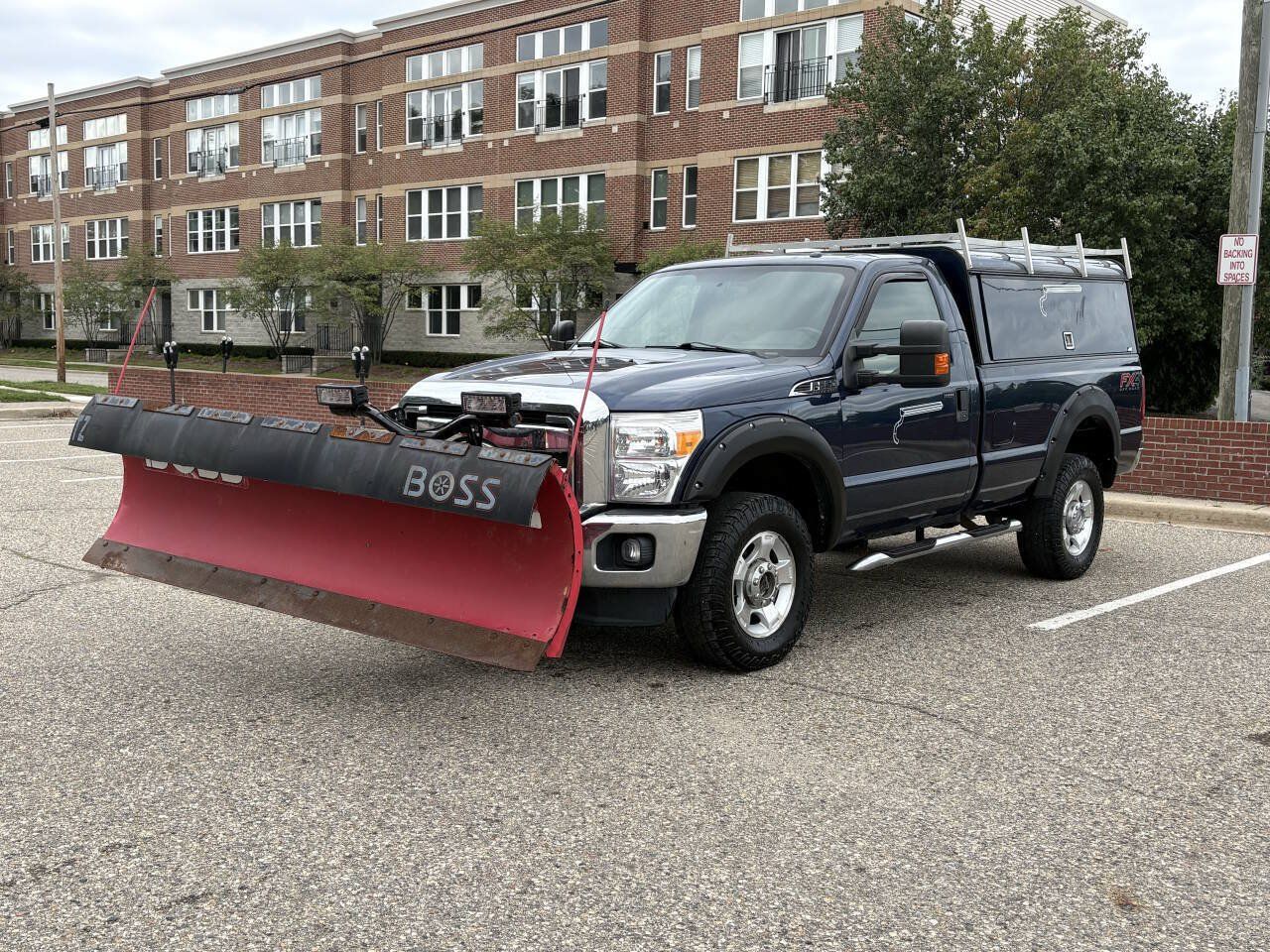 Used 2016 Ford F250 XLT w/ XLT Value Package AWD/4WD image 3