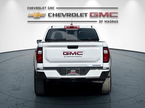 New 2025 GMC Canyon Elevation w/ Convenience Package image 4