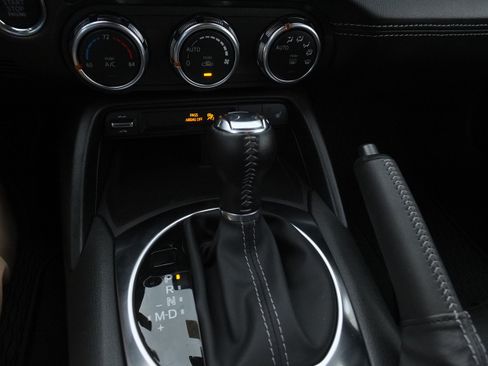 Used 2023 MAZDA MX-5 Miata Grand Touring w/ Weather Package RWD image 23
