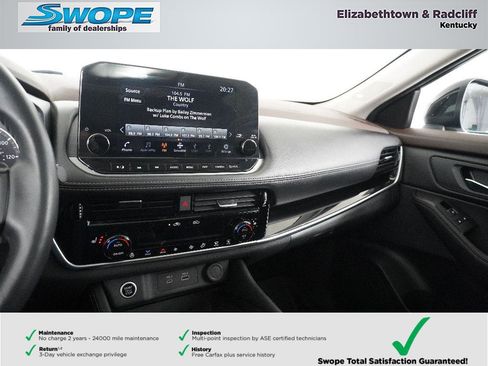 Used 2023 Nissan Rogue SL w/ SL Premium Package image 19