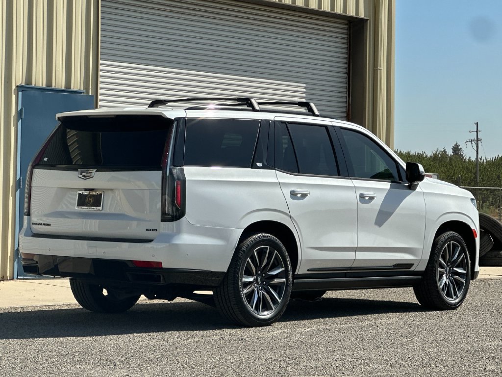 Used 2021 Cadillac Escalade Sport w/ Driver Assist Tech Package AWD/4WD image 4