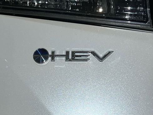 New 2026 Toyota Highlander Platinum image 11