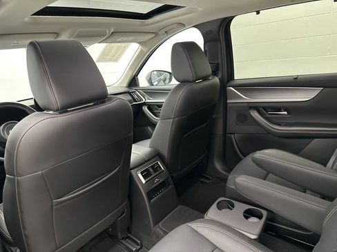 Certified 2024 MAZDA CX-90 Plug-In Hybrid w/ Preferred AWD/4WD image 20
