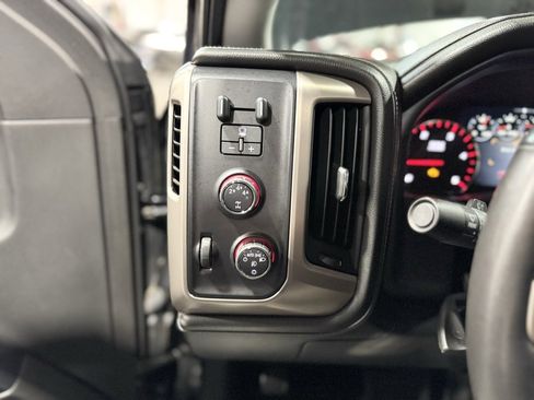 Used 2015 GMC Sierra 2500 Denali w/ Duramax Plus Package image 21