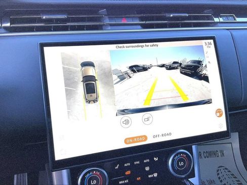 Used 2023 Land Rover Range Rover SE AWD/4WD image 14