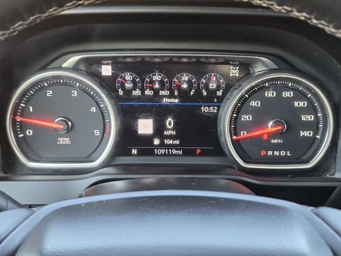 Used 2022 Chevrolet Silverado 2500 High Country w/ Technology Package AWD/4WD image 18