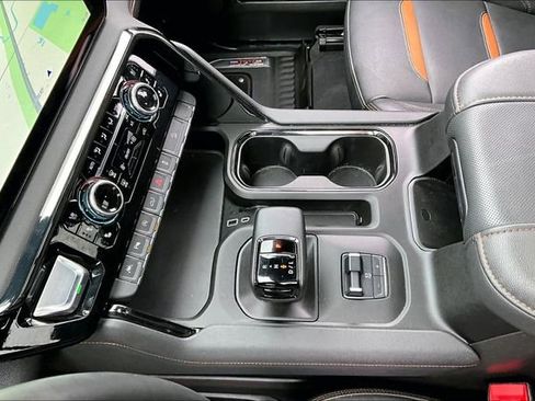 Used 2023 GMC Sierra 1500 AT4 w/ Technology Package image 19