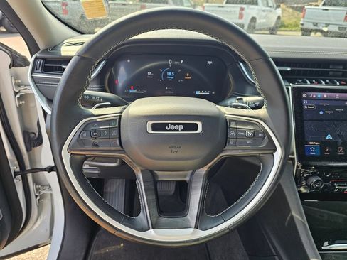 Used 2021 Jeep Grand Cherokee L Limited w/ Trailer Tow Group (B) AWD/4WD image 12