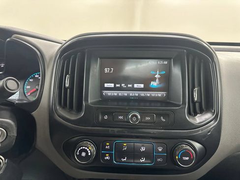 Used 2017 Chevrolet Colorado W/T RWD image 43