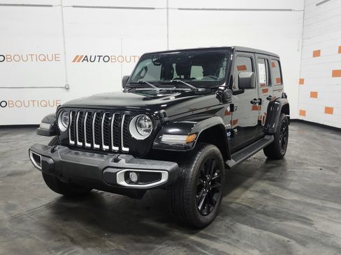 Used 2021 Jeep Wrangler Unlimited Sahara w/ Cold Weather Group image 34