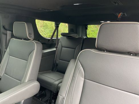 New 2026 GMC Yukon XL Elevation w/ Elevation Premium Package image 28