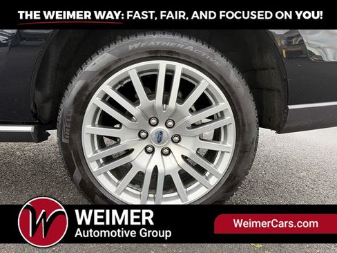 Used 2024 Ford Expedition Limited AWD/4WD image 7