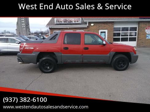 Used 2002 Chevrolet Avalanche 4x4 w/ Convenience Pkg image 1