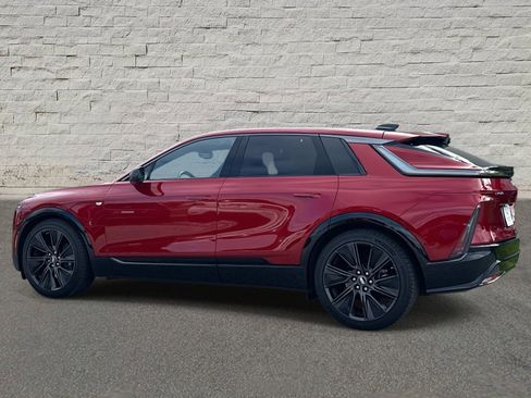 Used 2024 Cadillac Lyriq Sport image 3