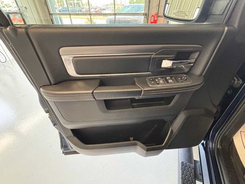 Used 2021 RAM 1500 Classic Warlock AWD/4WD image 18