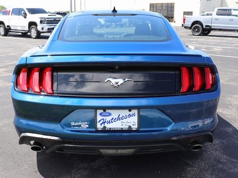 Used 2022 Ford Mustang Premium image 10