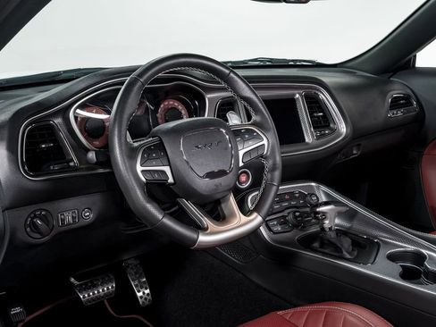 Used 2019 Dodge Challenger SRT Hellcat Redeye image 11