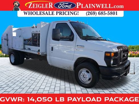 Used 2011 Ford E-450 and Econoline 450 Super Duty image 1