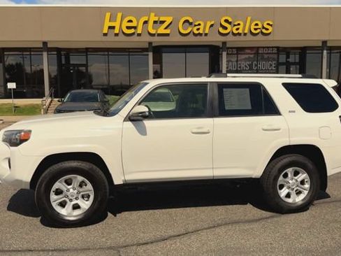 Used 2024 Toyota 4Runner SR5 Premium w/ Moonroof Package AWD/4WD image 5