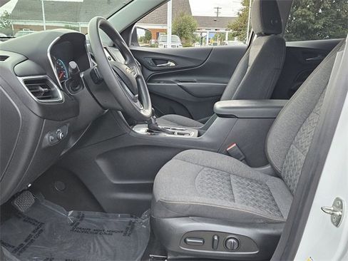 Used 2022 Chevrolet Equinox LT image 5
