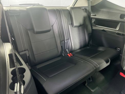 Used 2023 Volkswagen Atlas SEL R-Line image 28