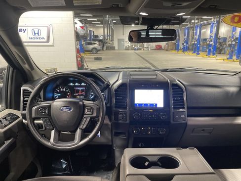 Used 2020 Ford F150 XLT w/ Equipment Group 302A Luxury AWD/4WD image 43