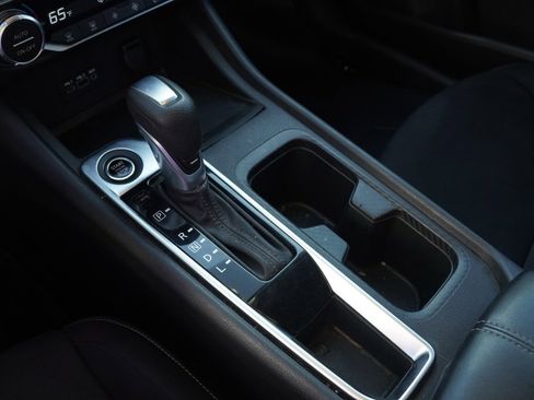 Certified 2021 Nissan Sentra SV image 15