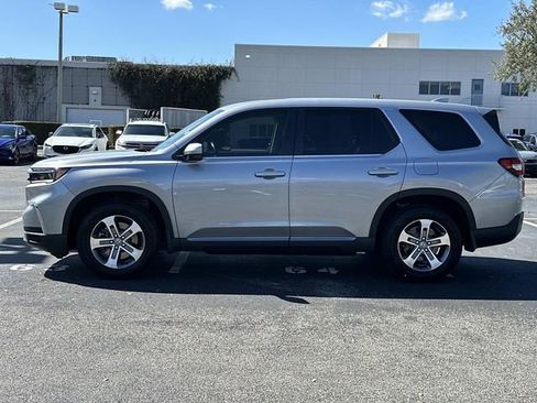 Certified 2025 Honda Pilot EX-L image 6
