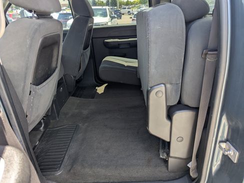 Used 2007 Chevrolet Silverado 2500 LT w/ 1LT Convenience Package AWD/4WD image 25