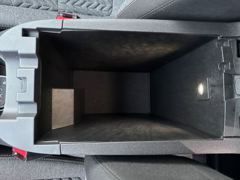 Used 2024 Chevrolet Equinox LT w/ LPO, Floor Liner Package image 29