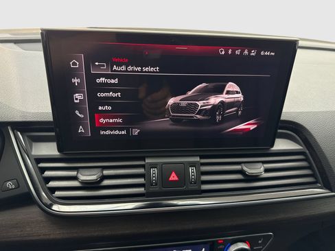 Used 2023 Audi Q5 2.0T Premium Plus AWD/4WD image 25