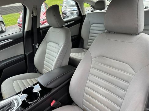 Used 2015 Ford Fusion S image 10