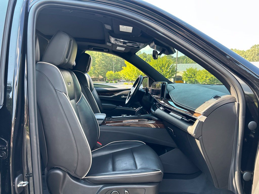 Used 2021 Cadillac Escalade ESV Premium Luxury w/ LPO, Radiant Package AWD/4WD image 52