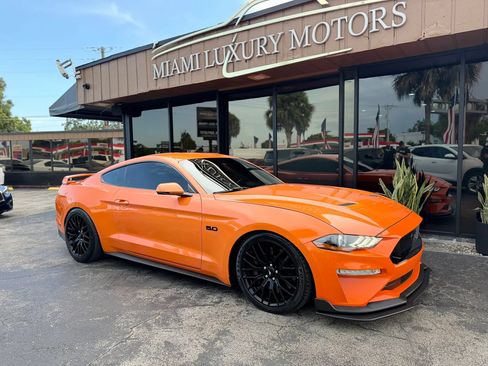 Used 2020 Ford Mustang GT Premium w/ GT Performance Package RWD image 3