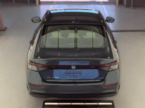 Used 2023 Honda Accord EX image 11