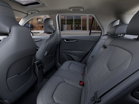 New 2026 Kia Niro SX image 18