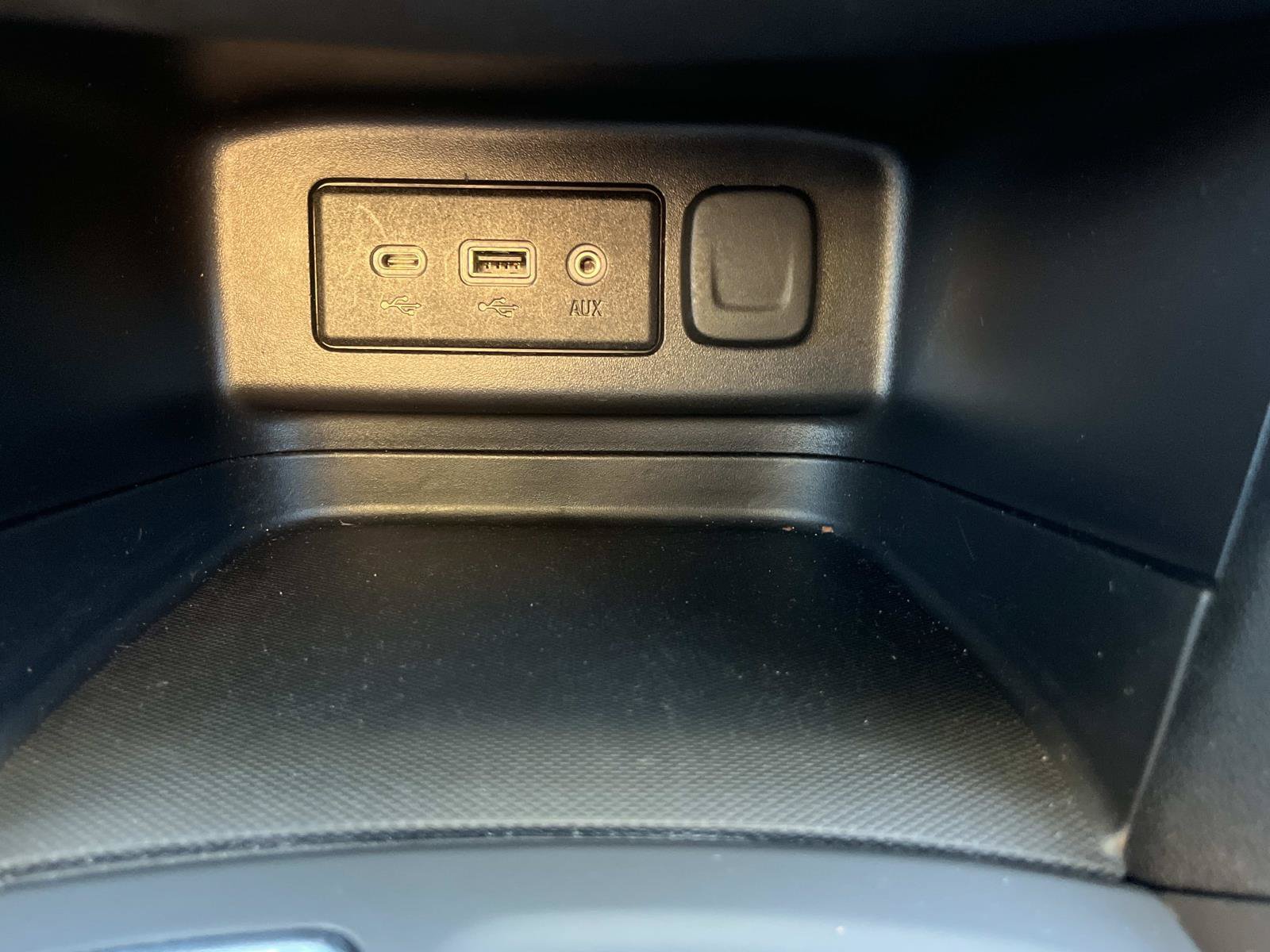 Used 2024 Chevrolet Equinox LT AWD/4WD image 34