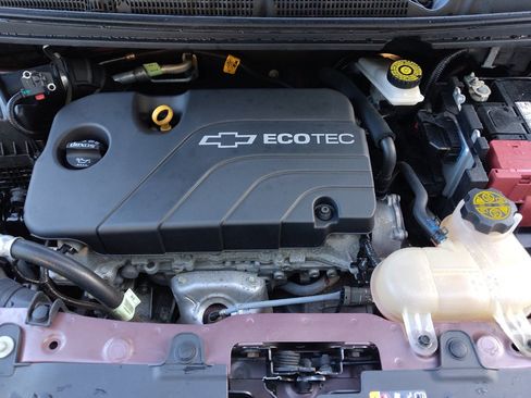 Used 2021 Chevrolet Spark LT FWD image 30