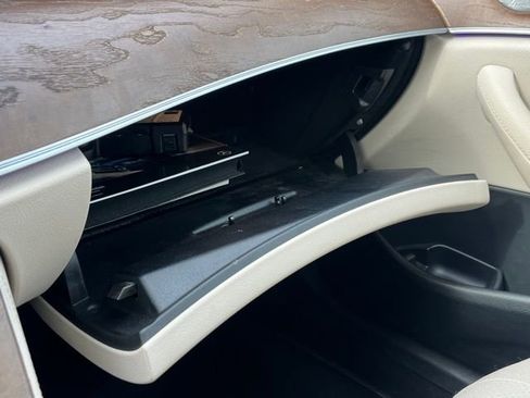 Used 2020 Mercedes-Benz E 350 4MATIC Sedan image 38