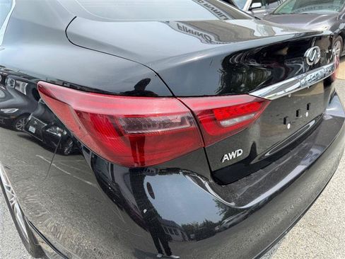 Used 2018 INFINITI Q50 Luxe w/ Essential Package (3.0T Luxe) AWD/4WD image 22