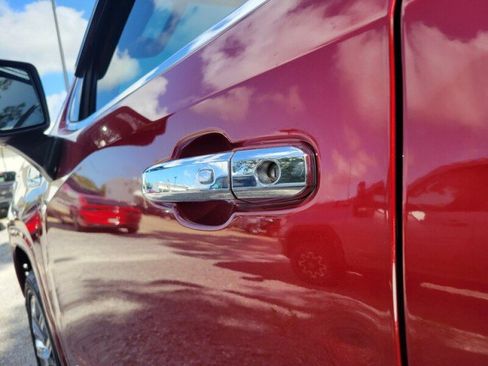 Used 2023 GMC Sierra 1500 Denali w/ Denali Reserve Package AWD/4WD image 8