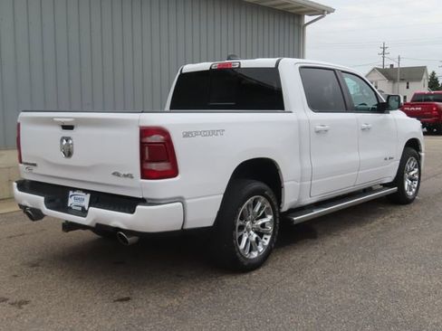Used 2023 RAM 1500 Laramie AWD/4WD image 3