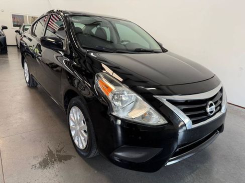 Used 2019 Nissan Versa S Plus FWD image 3