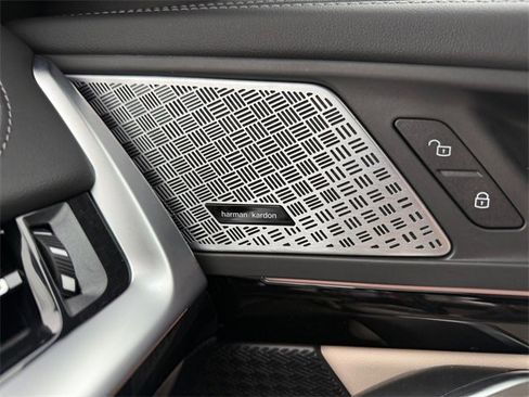 Certified 2025 BMW X1 M35i w/ Premium Package image 40