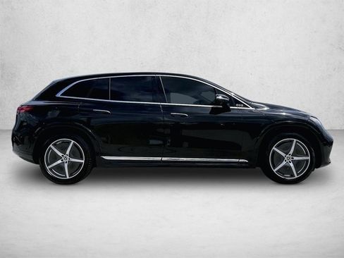 Certified 2023 Mercedes-Benz EQS 580 4MATIC SUV image 5