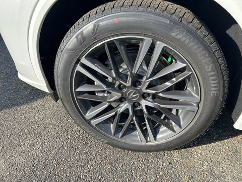 New 2026 Acura MDX SH-AWD w/ Advance Package image 9
